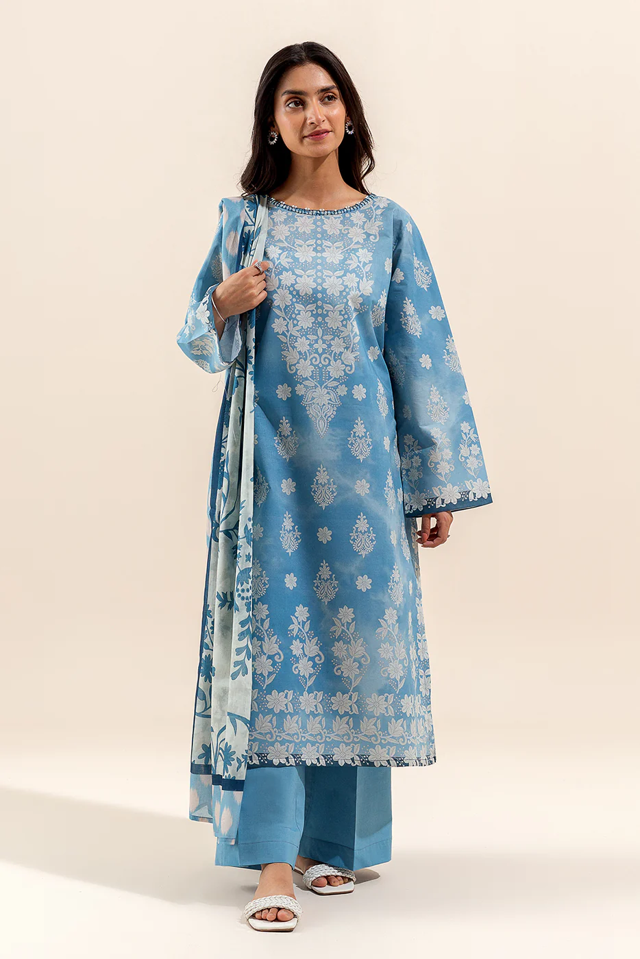 3 PIECE PRINTED LAWN SUIT-CLOUDY BLOOM (UNSTITCHED) - Image 2
