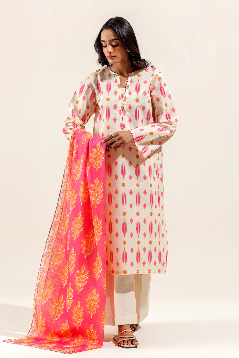 3 PIECE PRINTED SUIT-IKAT PEARL (UNSTITCHED) - Image 5