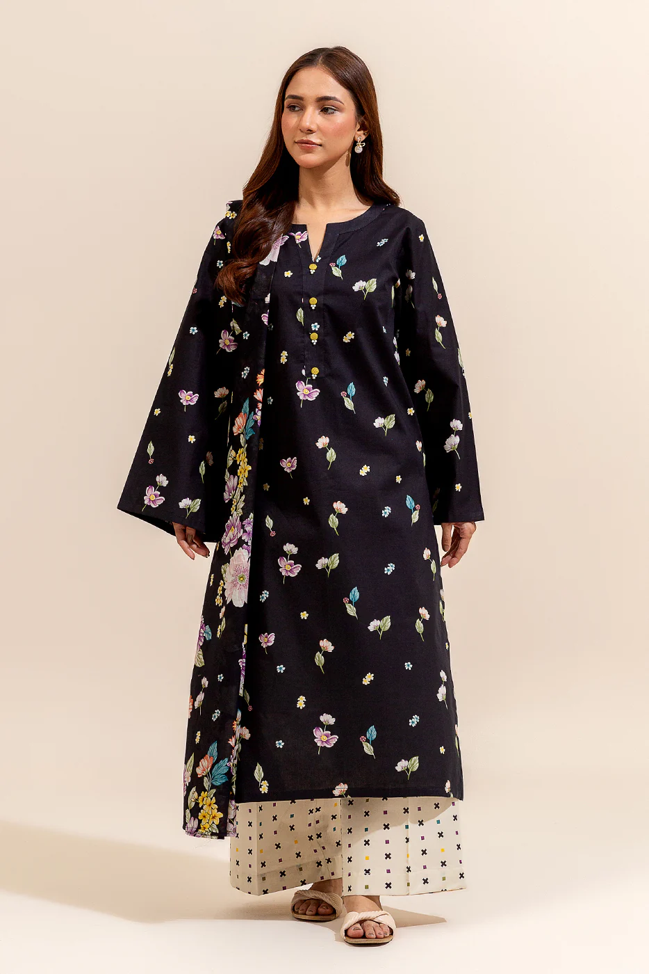 3 PIECE PRINTED LAWN SUIT-NOIR CYMBIDIUM (UNSTITCHED) - Image 2