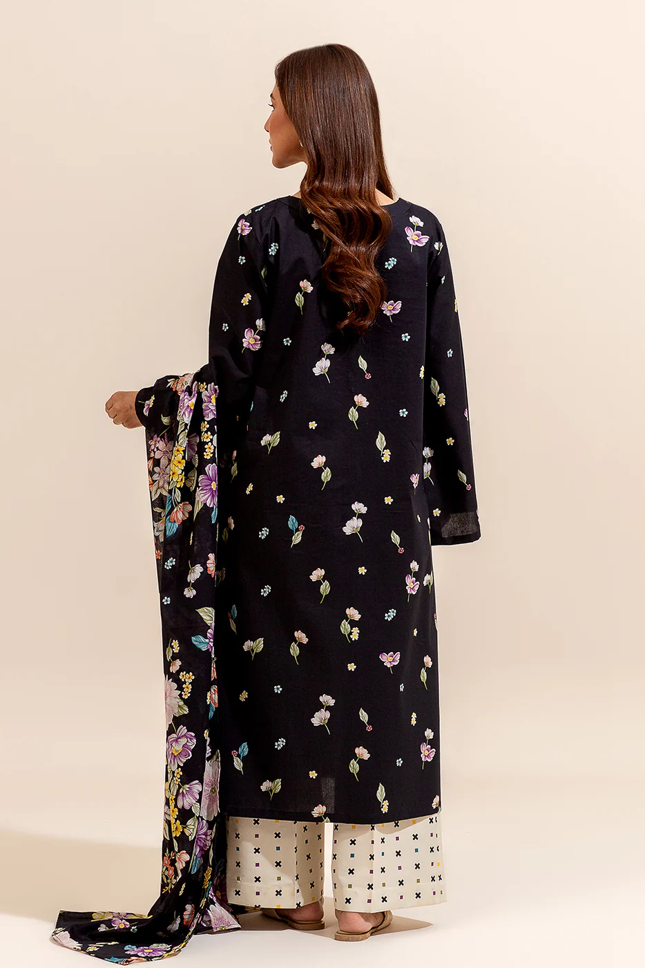 3 PIECE PRINTED LAWN SUIT-NOIR CYMBIDIUM (UNSTITCHED) - Image 4
