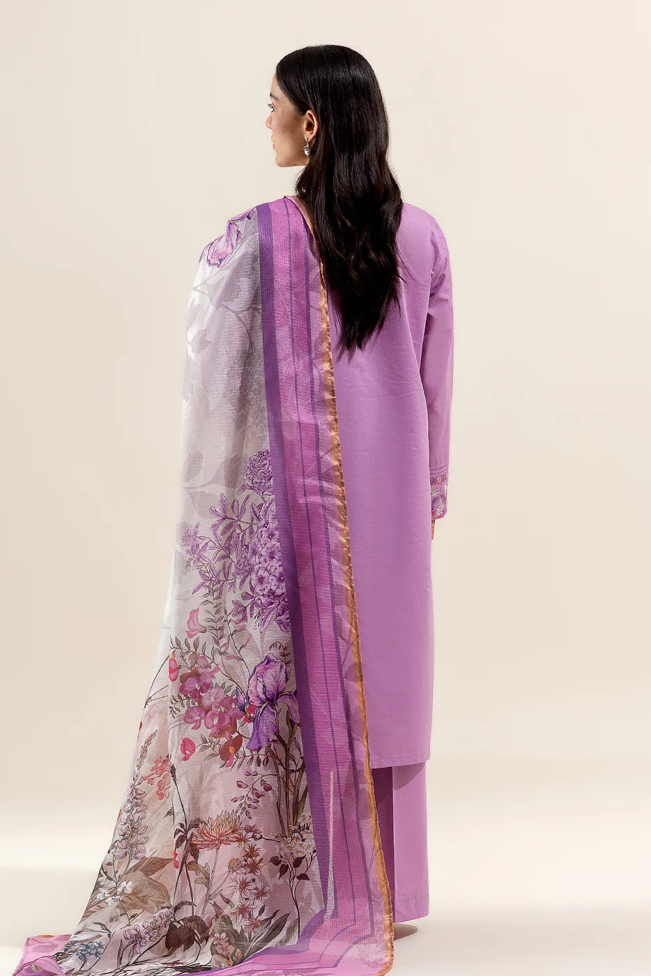 2 PIECE EMBROIDERED LAWN SUIT-TAFFY ORCHID (UNSTITCHED) - Image 4