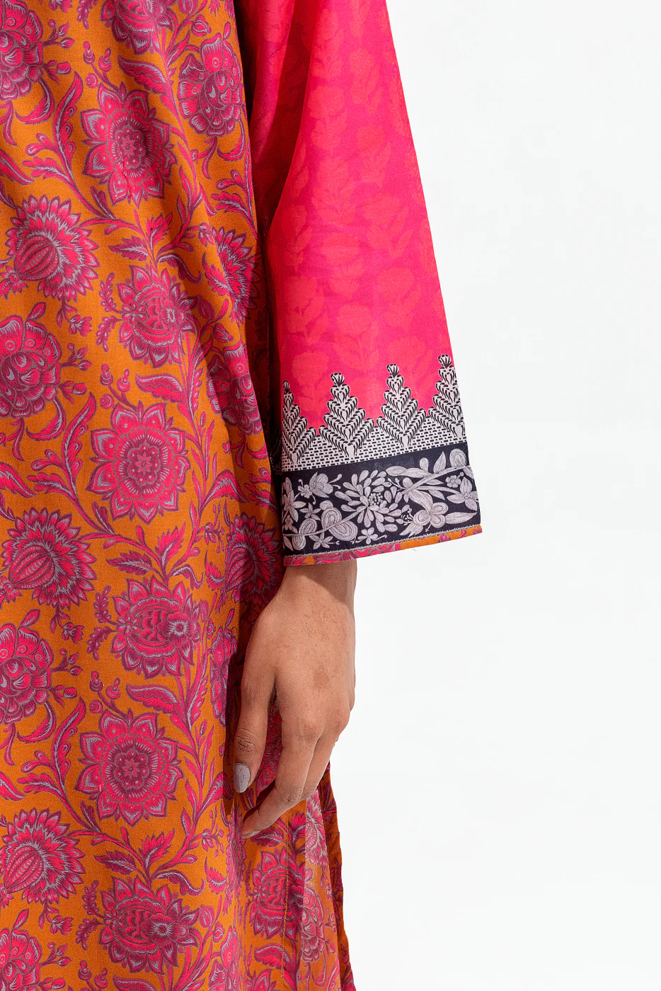 2 PIECE PRINTED CAMBRIC SUIT (PRET) - Image 2
