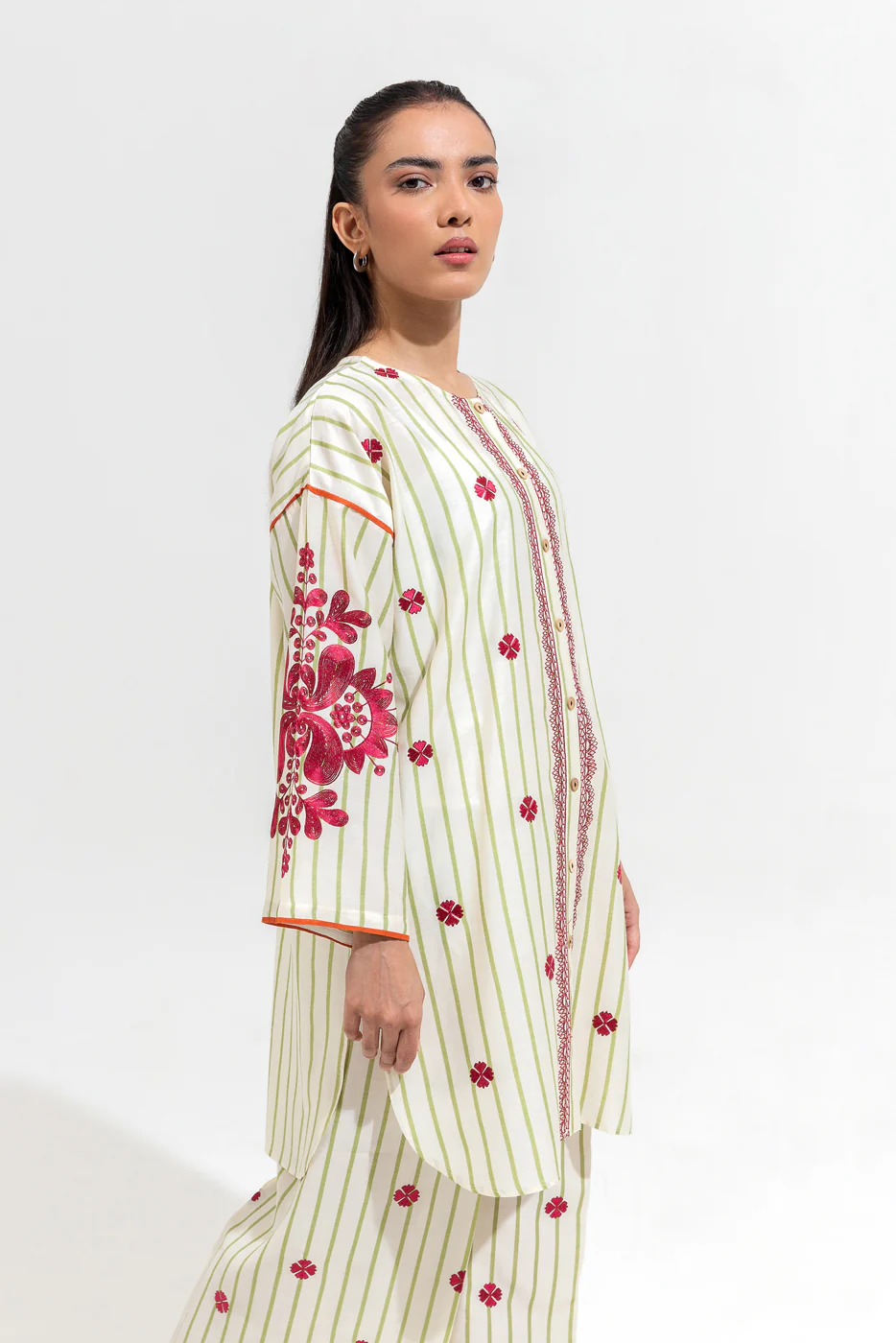 2 PIECE EMBROIDERED YARN DYED SUIT (PRET) - Image 2