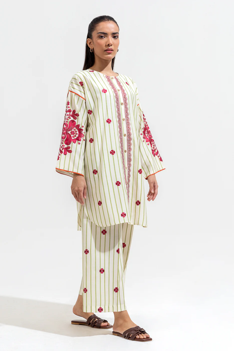 2 PIECE EMBROIDERED YARN DYED SUIT (PRET) - Image 3