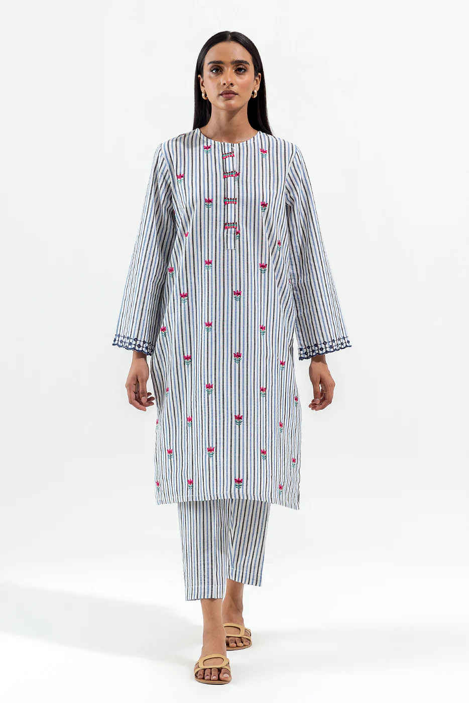 2 PIECE EMBROIDERED YARN DYED SUIT (PRET) - Image 2