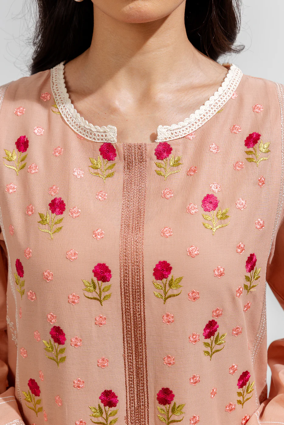 2 PIECE EMBROIDERED LAWN SUIT (PRET) - Image 2