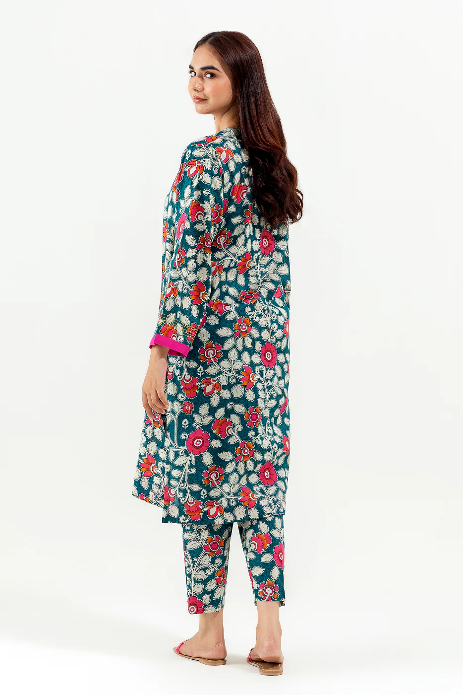 2 PIECE PRINTED LAWN SUIT (PRET) - Image 3
