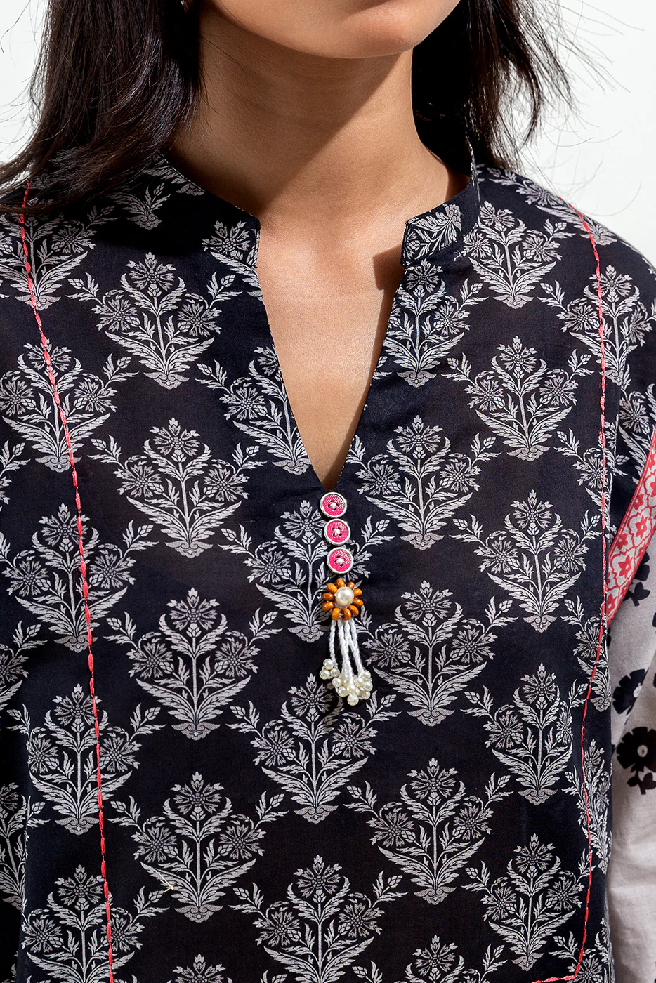 3 PIECE PRINTED LAWN SUIT (PRET) - Image 5