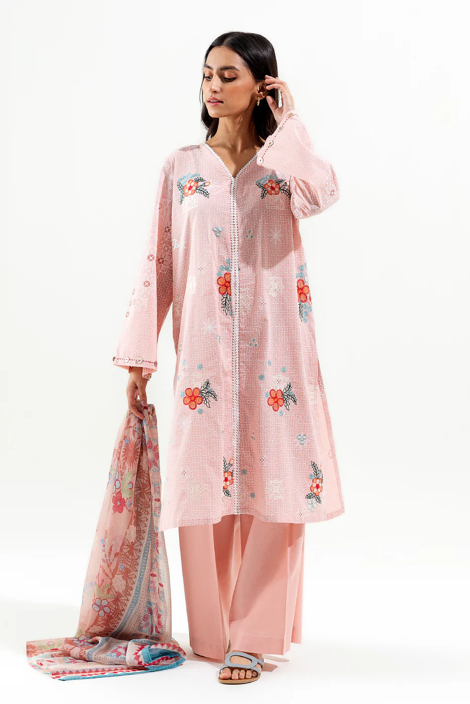 3 PIECE EMBROIDERED LAWN SUIT (PRET) - Image 3