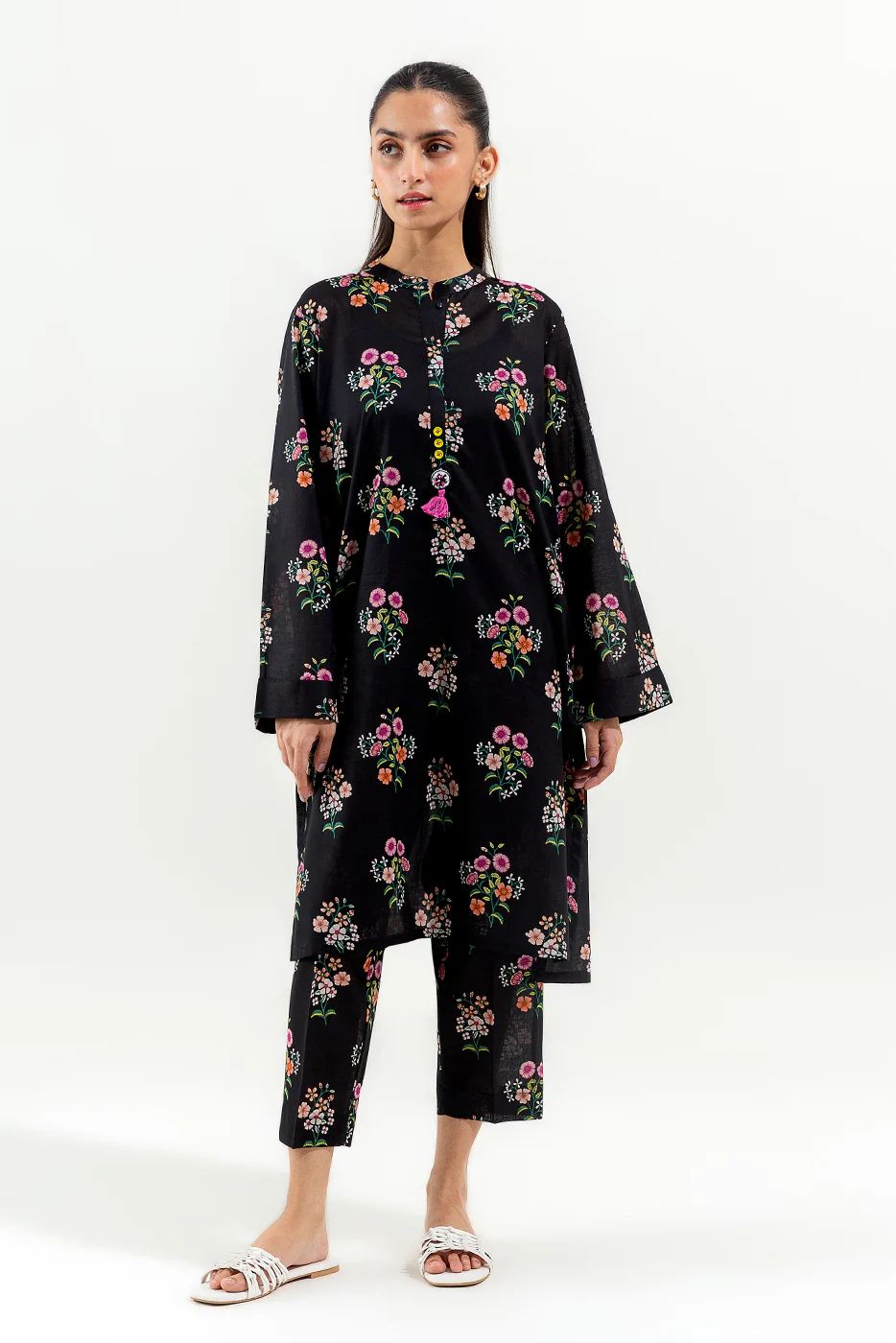 2 PIECE PRINTED LAWN SUIT (PRET) - Image 3
