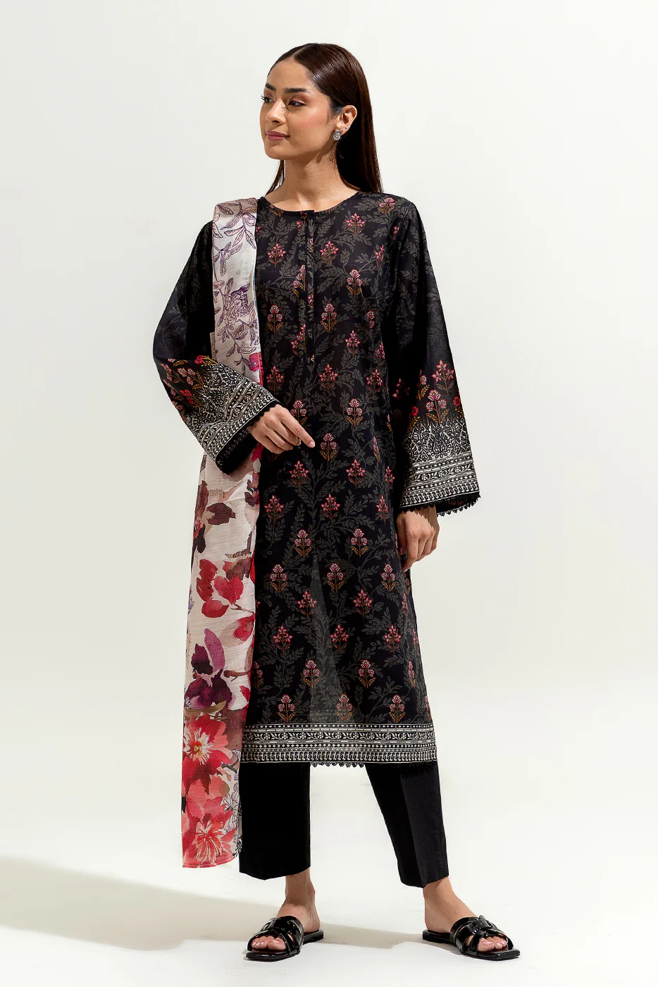 3 PIECE PRINTED LAWN SUIT (PRET) - Image 2