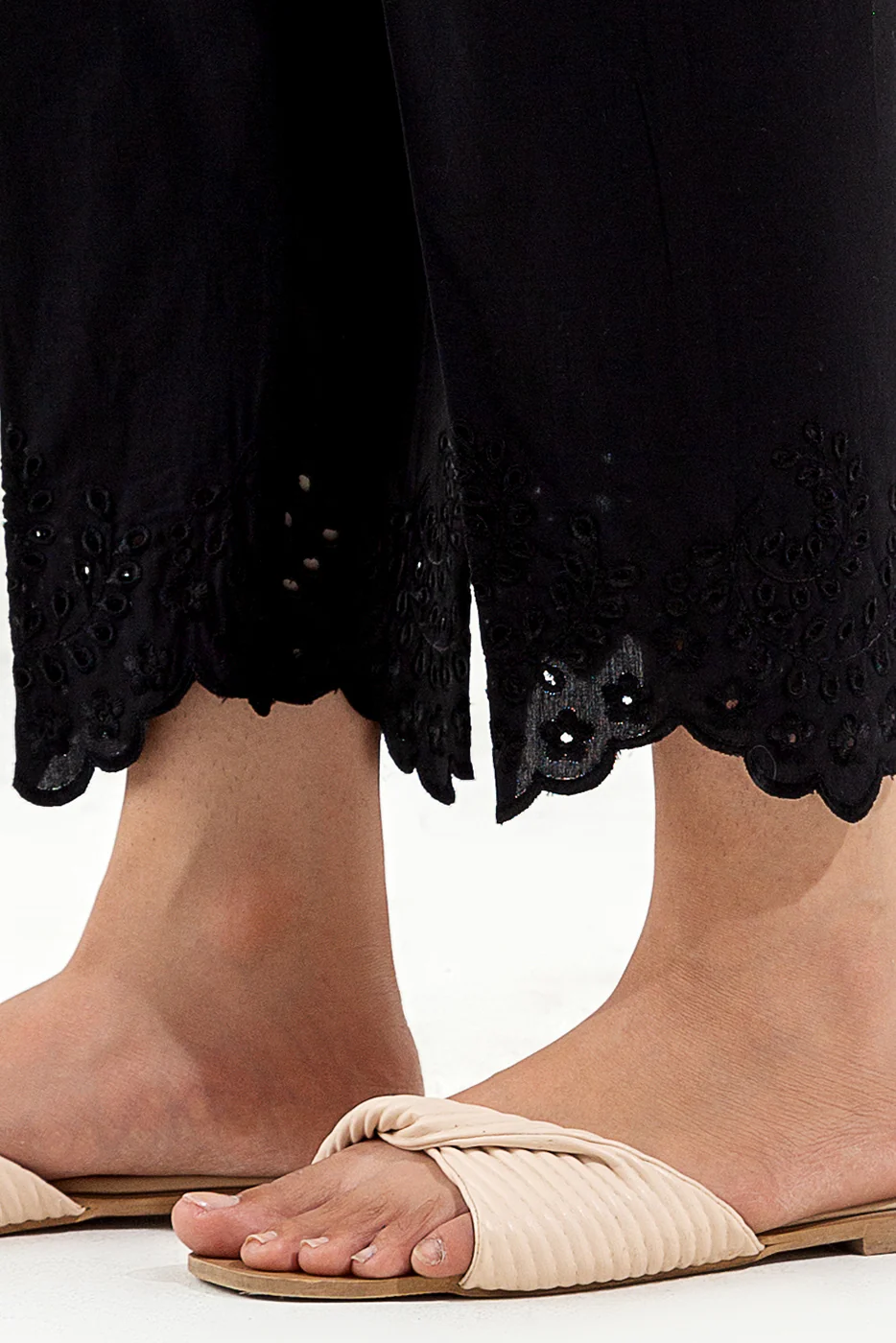 EMBROIDERED STRAIGHT PANTS - Image 2