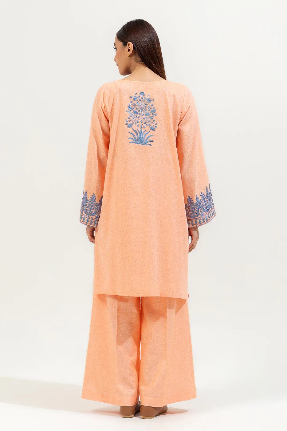 2 PIECE EMBROIDERED KARANDI SUIT (PRET) - Image 3
