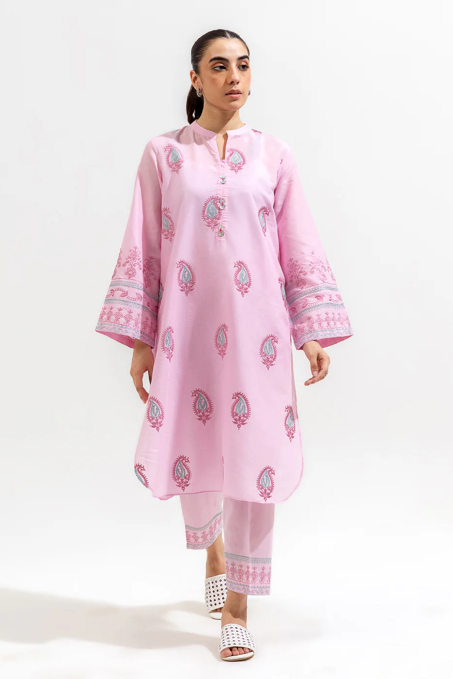 2 PIECE EMBROIDERED LAWN SUIT (PRET) - Image 2