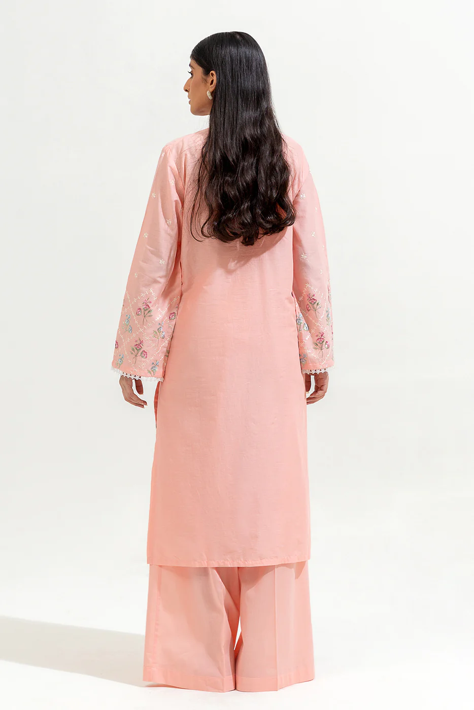 2 PIECE EMBROIDERED LAWN SUIT (PRET) - Image 3