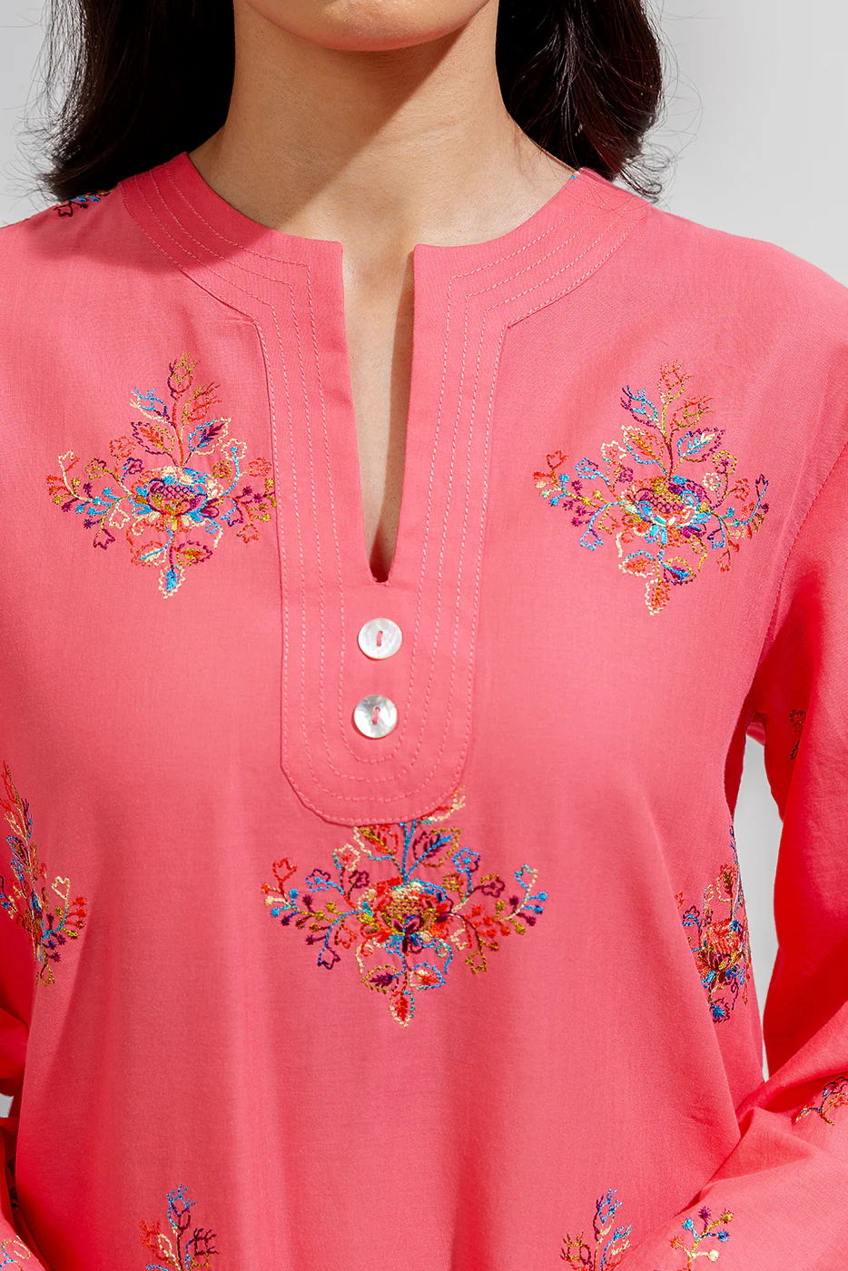 2 PIECE EMBROIDERED LAWN SUIT (PRET) - Image 2