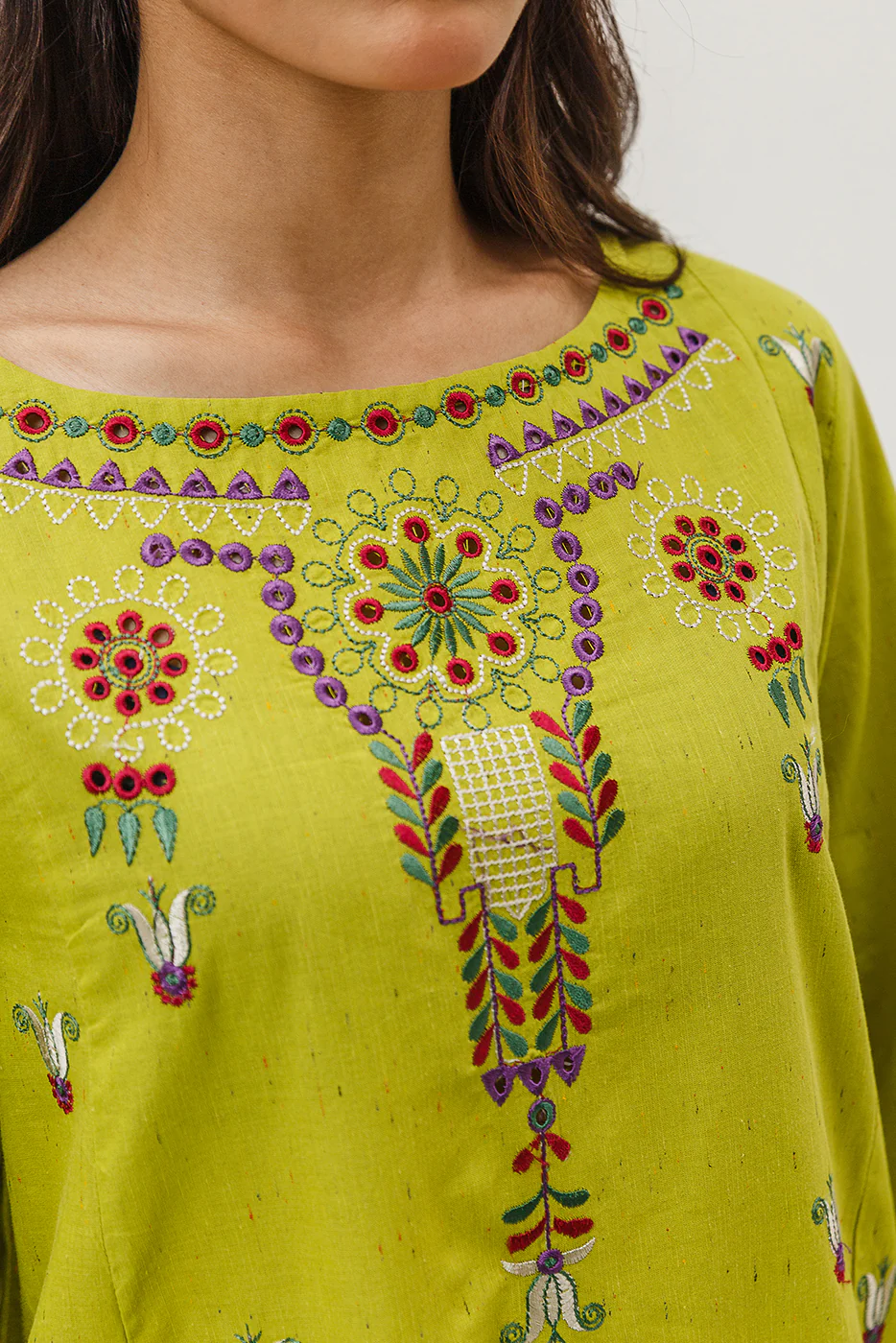 2 PIECE EMBROIDERED MULTI NAPS SUIT (PRET) - Image 4