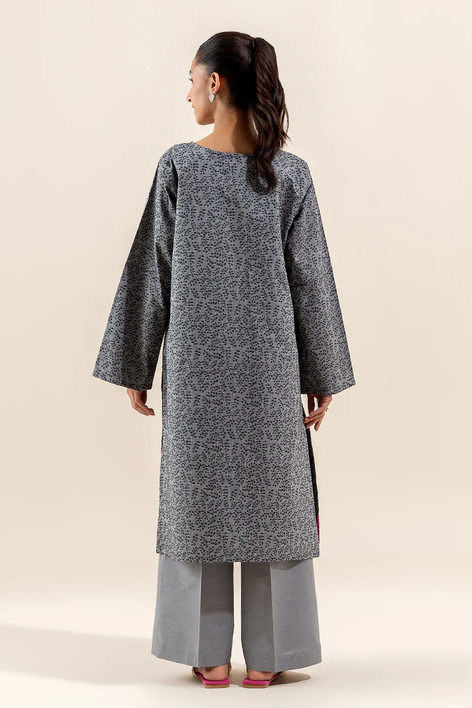 1 PIECE EMBROIDERED JACQUARD SHIRT-NOIR HORIZON (UNSTITCHED) - Image 3