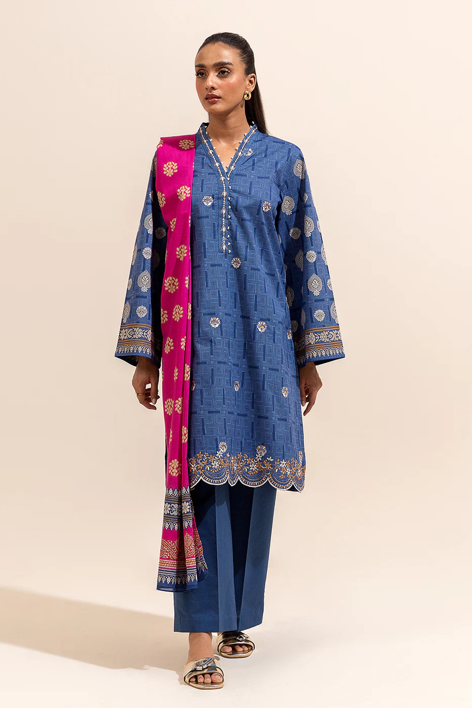 3 PIECE EMBROIDERED LAWN SUIT-SAPPHIRE BLUE (UNSTITCHED) - Image 2