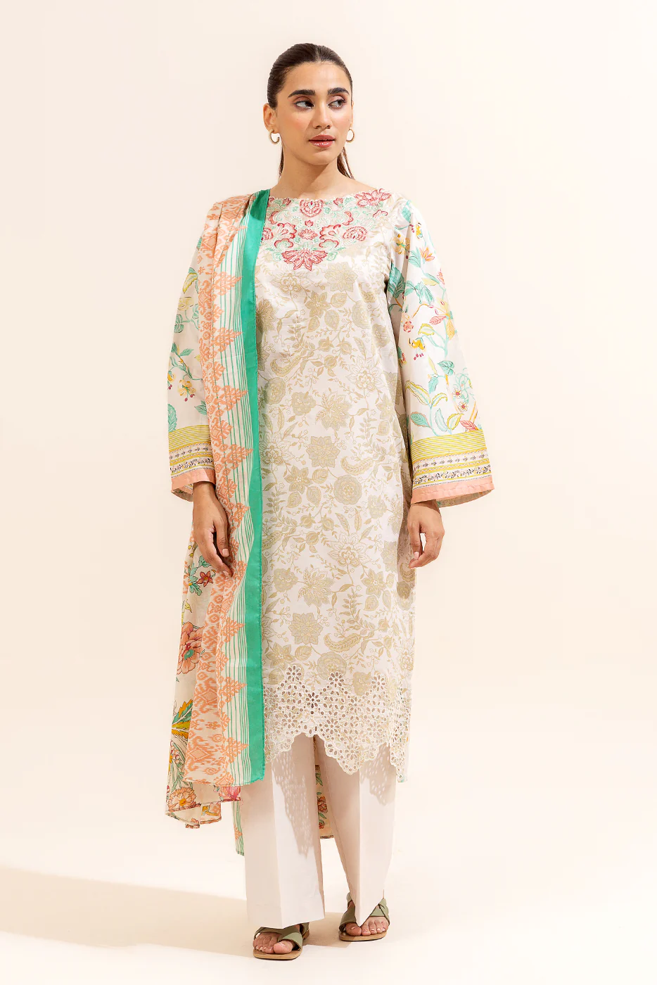 3 PIECE EMBROIDERED LAWN SUIT-BEIGE TAPESTRY (UNSTITCHED) - Image 4
