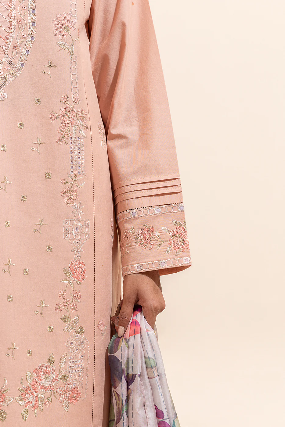3 PIECE EMBROIDERED LAWN SUIT-CORAL BLOOM (UNSTITCHED) - Image 6