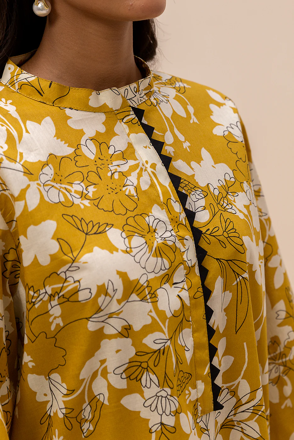 2 PIECE PRINTED LAWN SUIT-DANDELION CHARM (UNSTITCHED) - Image 4