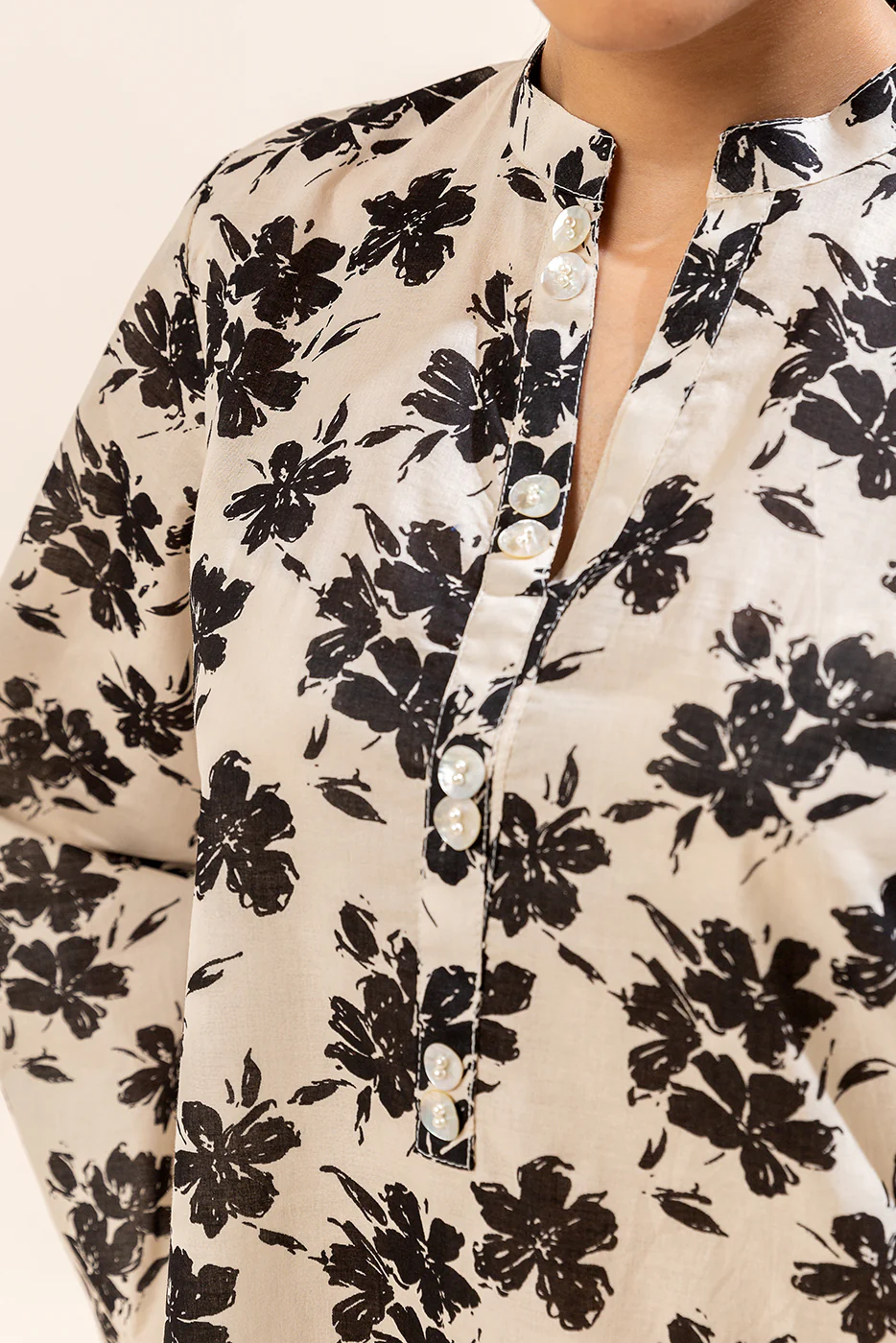 2 PIECE PRINTED LAWN SUIT-PORCELAIN SHADOW (UNSTITCHED) - Image 2