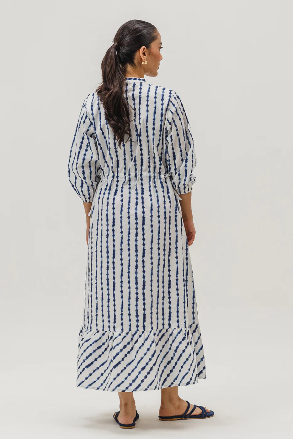 PRINTED BAND COLLAR DRESS - Image 3