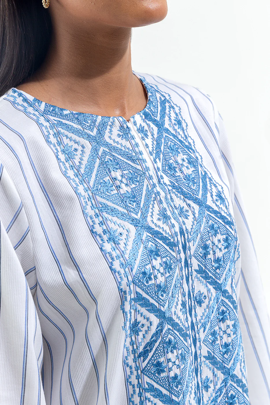 EMBROIDERED YARN DYED SHIRT (PRET) - Image 4