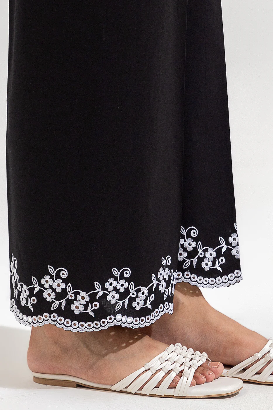 EMBROIDERED CULOTTE PANTS - Image 2