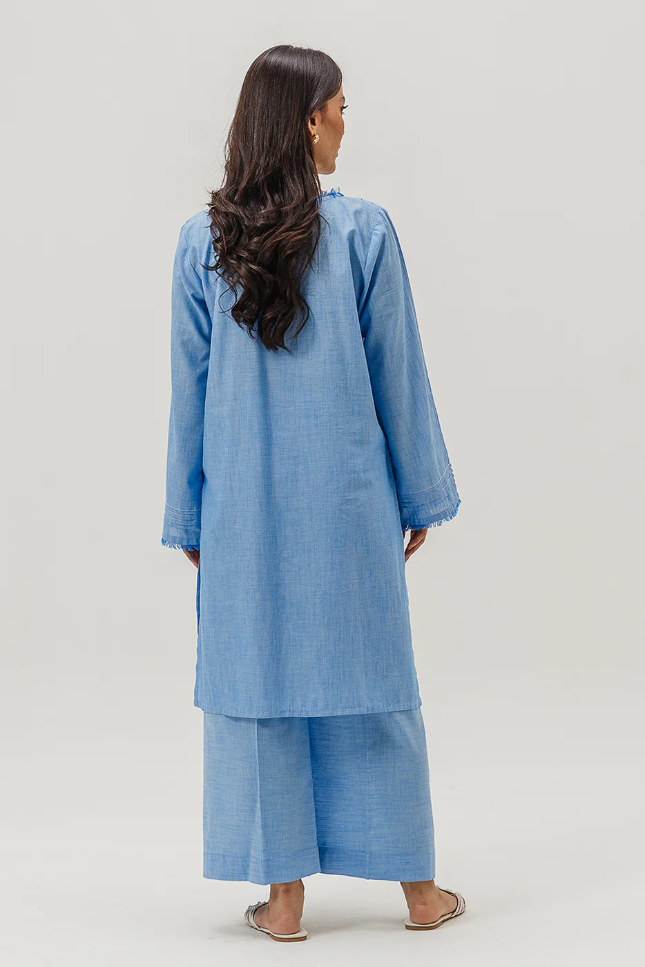 2 PIECE EMBROIDERED CHAMBRAY SUIT (PRET) - Image 3