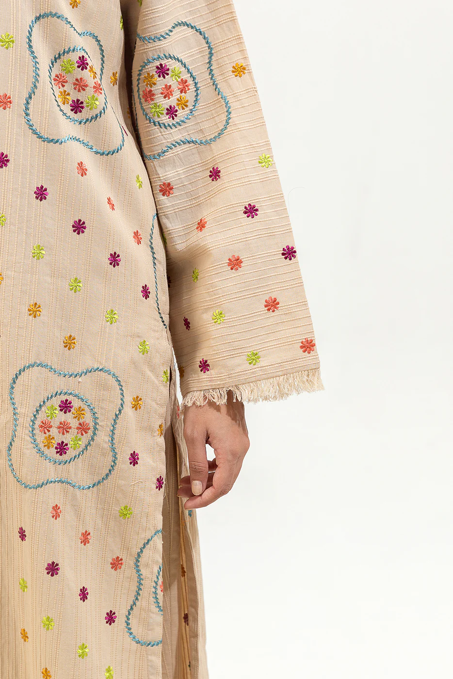 2 PIECE EMBROIDERED JACQUARD SUIT (PRET) - Image 5