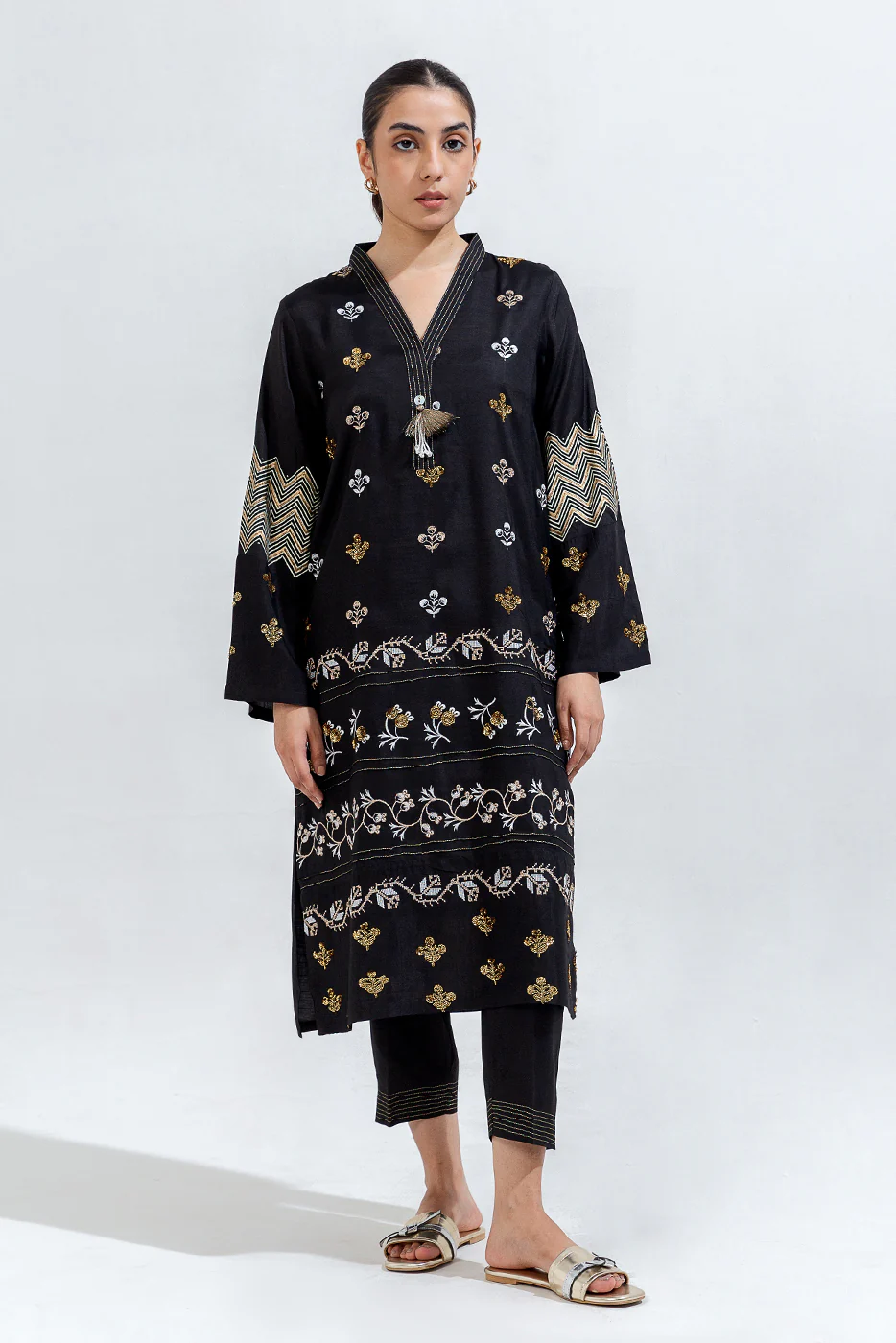 2 PIECE EMBROIDERED SILK SUIT (LUXURY-PRET) - Image 7