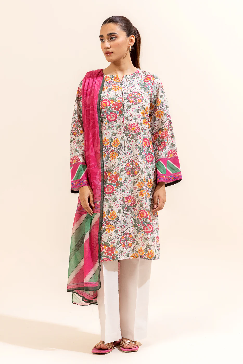 3 PIECE PRINTED LAWN SUIT-ROSADIA DREAM (UNSTITCHED) - Image 4