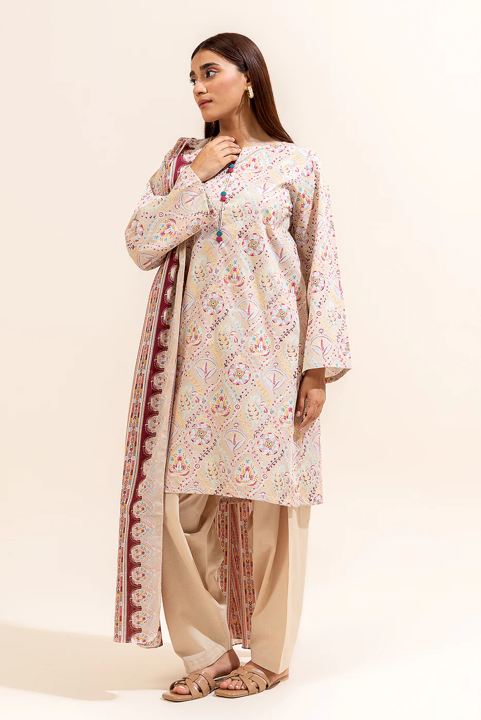 3 PIECE PRINTED LAWN SUIT-IVORY MUSK (UNSTITCHED) - Image 4