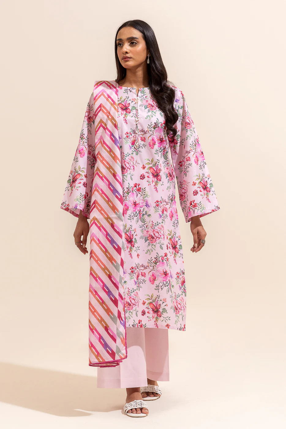 3 PIECE PRINTED LAWN SUIT-DIVINE ROSE (UNSTITCHED) - Image 5