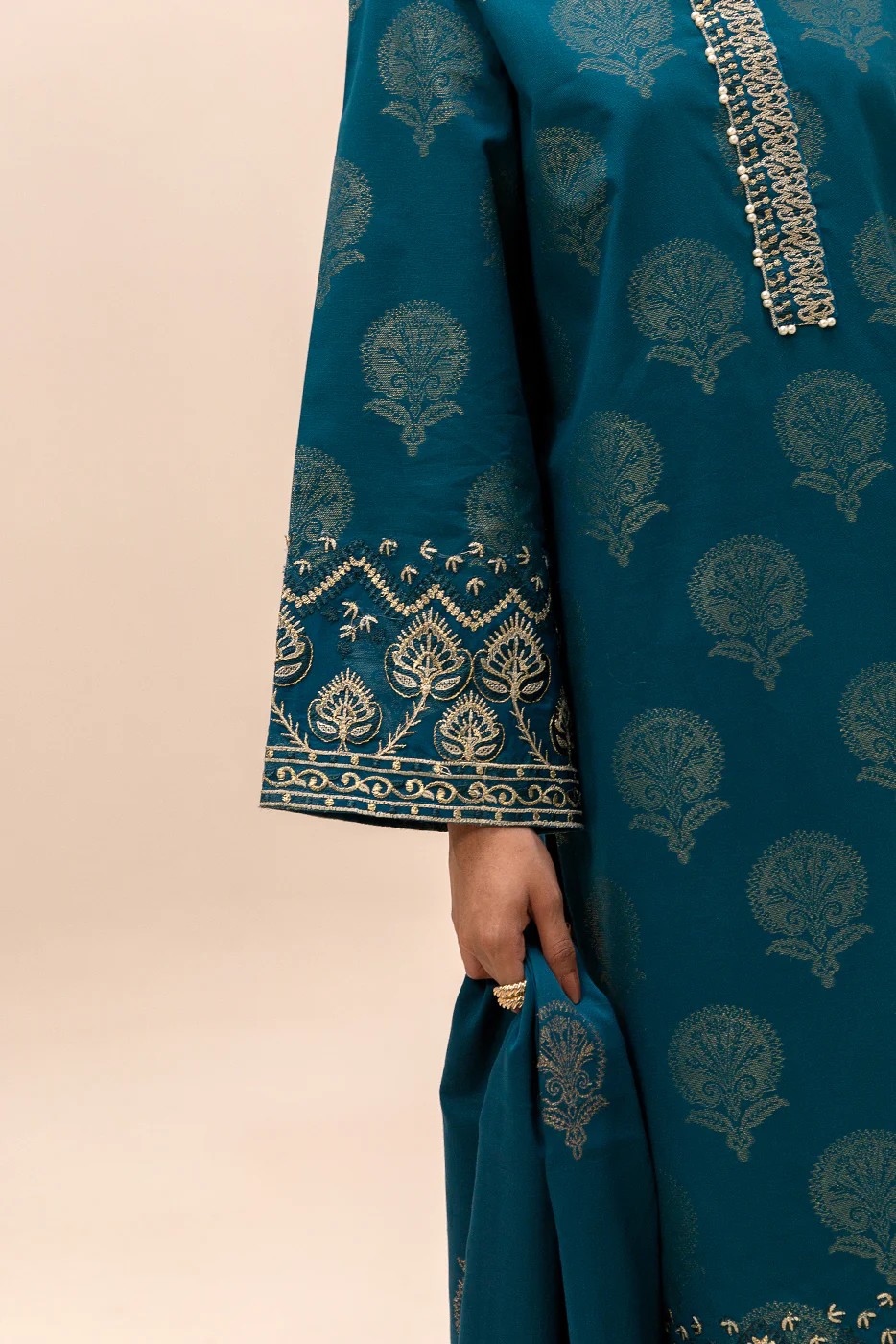 3 PIECE EMBROIDERED JACQUARD SUIT-MIDNIGHT LEAF (UNSTITCHED) - Image 7