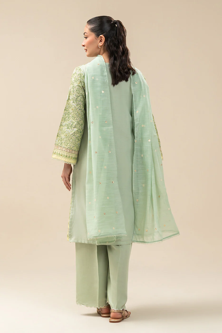 3 PIECE EMBROIDERED PAPER COTTON SUIT (PRET) - Image 2
