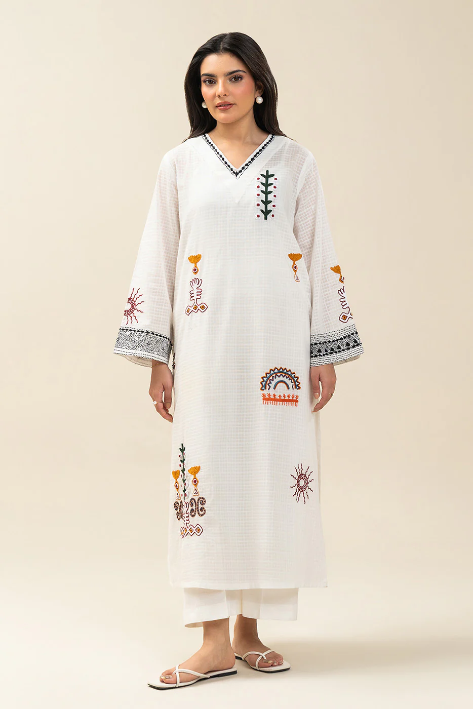EMBROIDERED LAWN SHIRT (PRET) - Image 2
