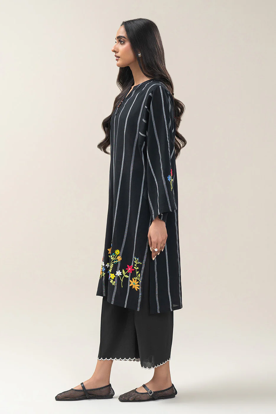 EMBROIDERED YARN DYED SHIRT (PRET) - Image 2