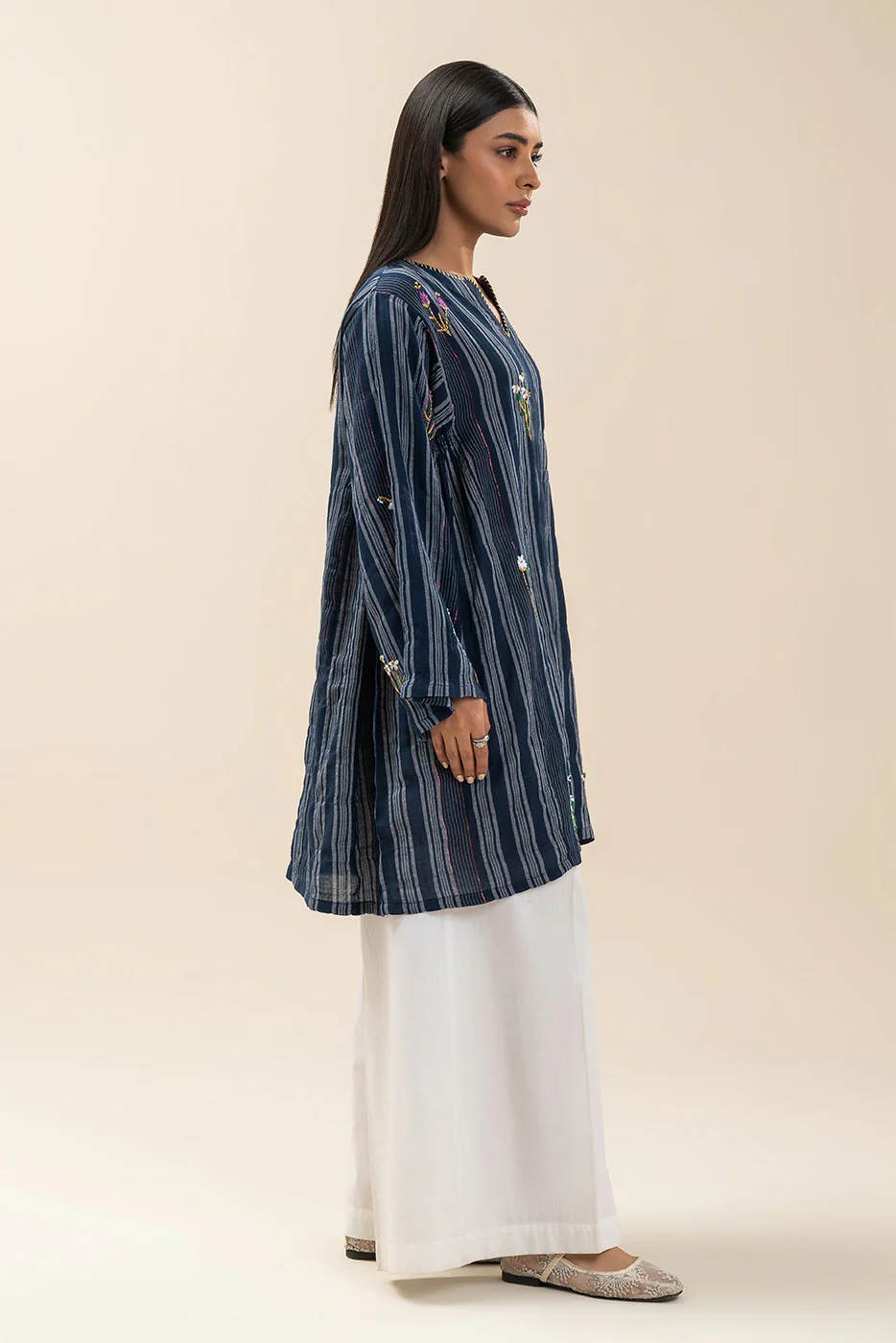EMBROIDERED YARN DYED SHIRT (PRET) - Image 2
