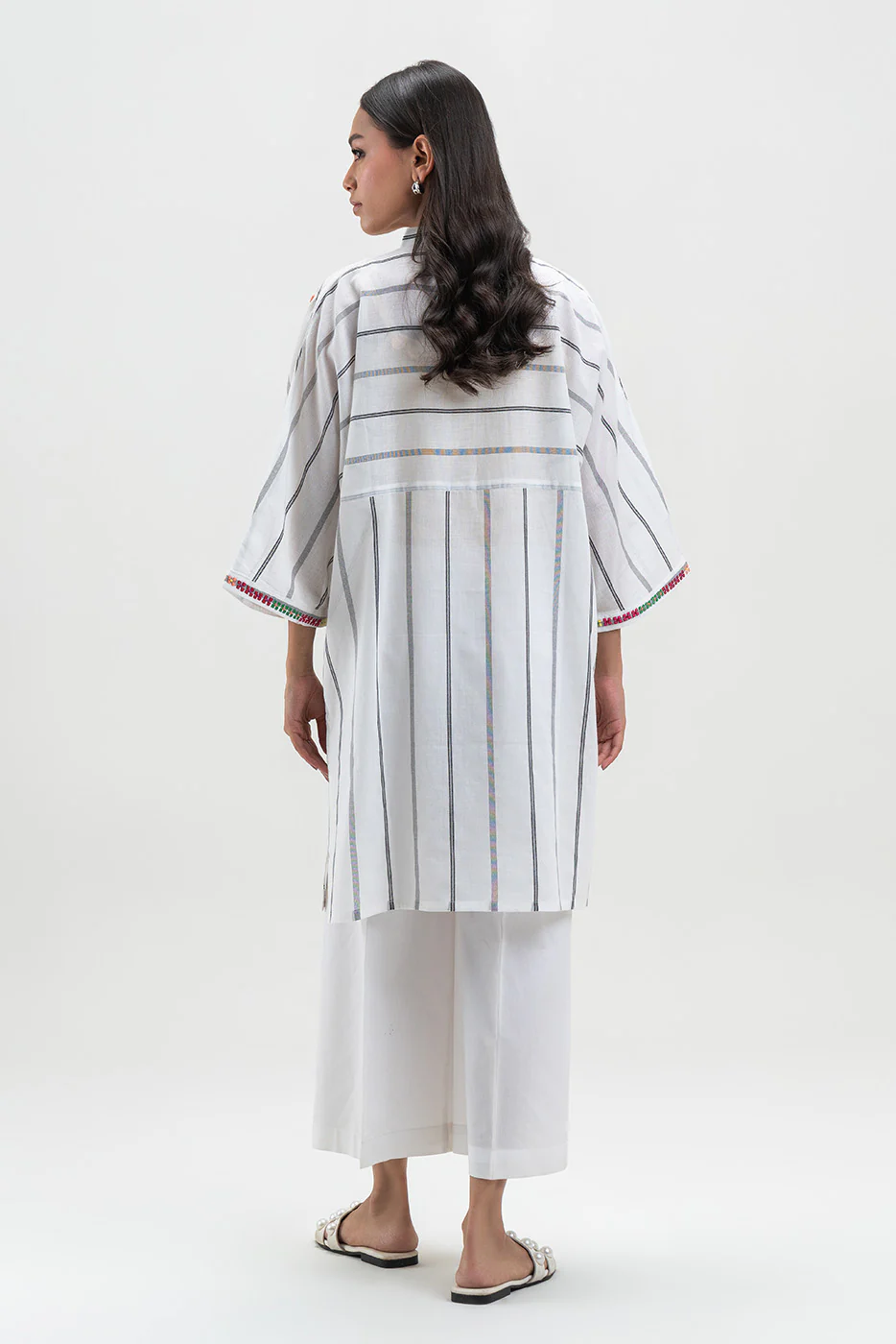EMBROIDERED LAWN SHIRT (PRET) - Image 2