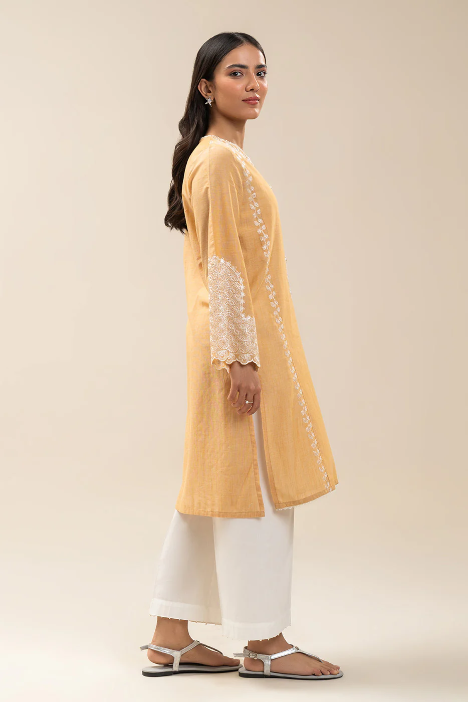 EMBROIDERED CHAMBRAY SHIRT (PRET) - Image 2
