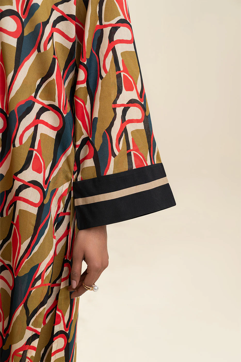 2 PIECE PRINTED LAWN SUIT (PRET) - Image 6
