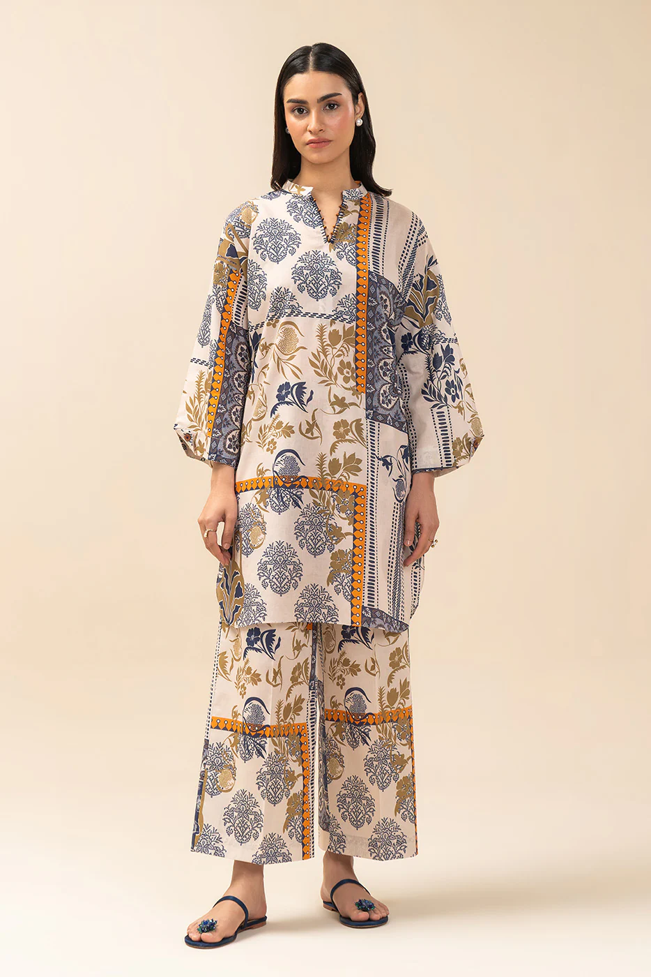 2 PIECE PRINTED LAWN SUIT (PRET) - Image 2