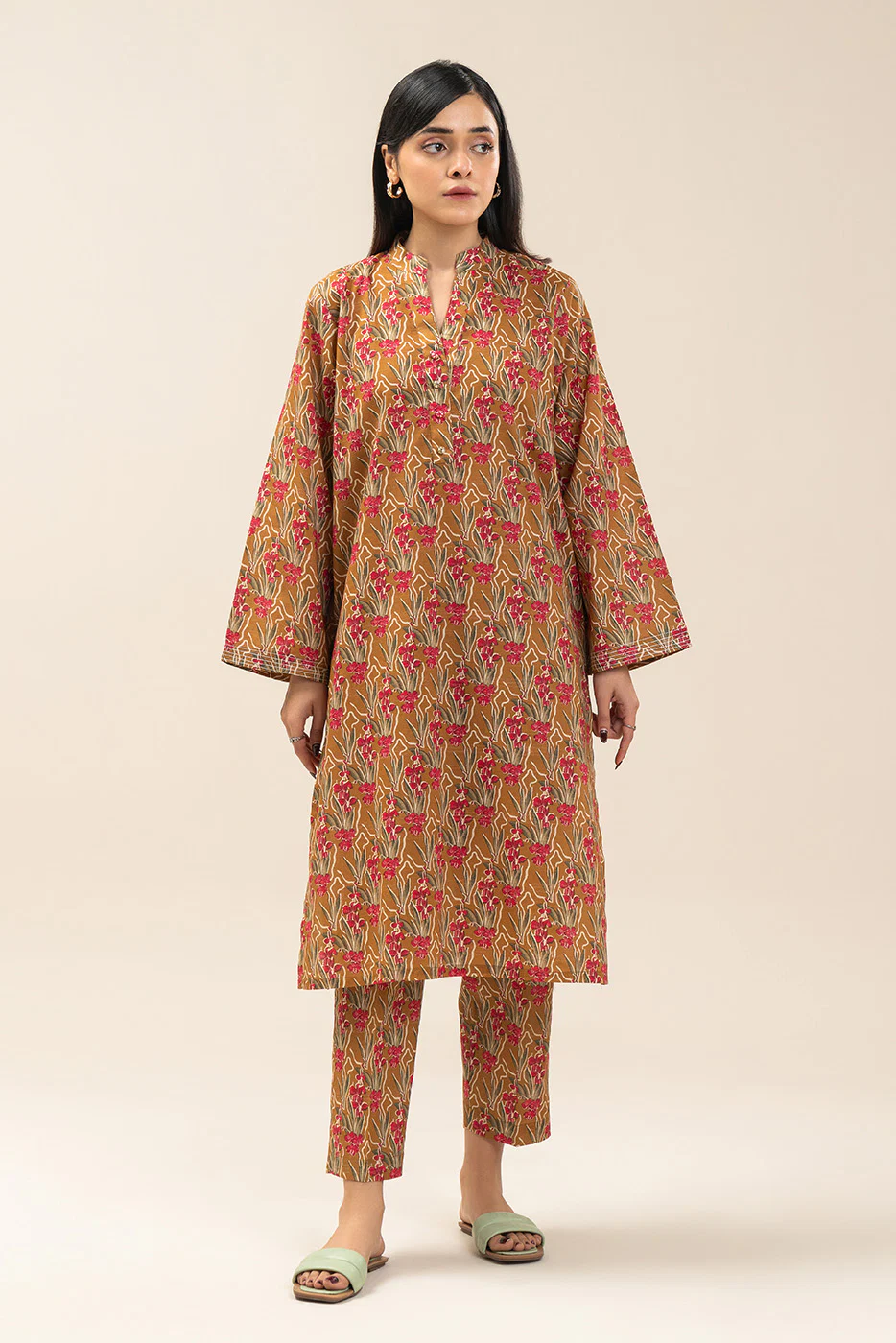 2 PIECE PRINTED LUREX LAWN SUIT (PRET) - Image 2