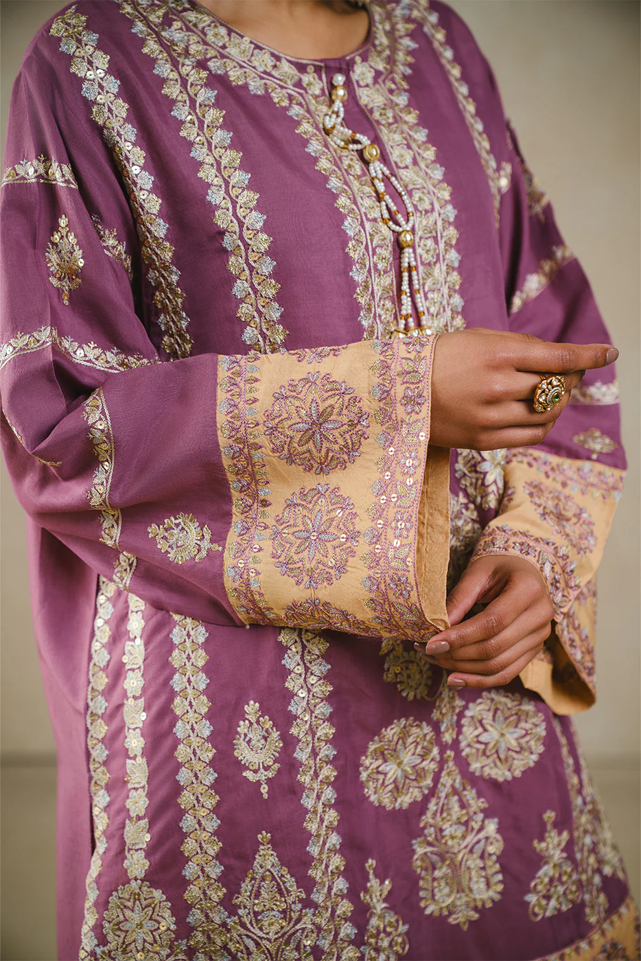 2 PIECE EMBROIDERED RAW SILK SUIT (LUXURY PRET) - Image 7