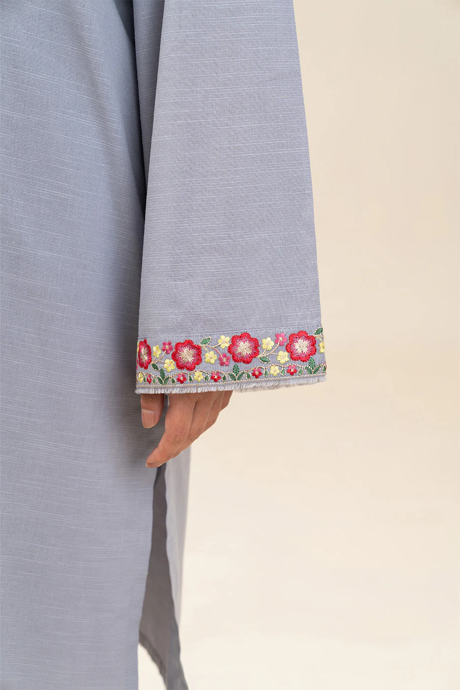 2 PIECE EMBROIDERED SLUB SUIT (PRET) - Image 6