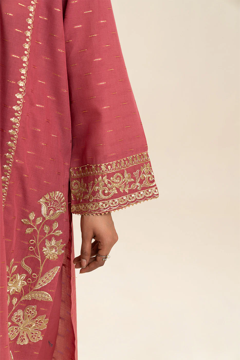 EMBROIDERED ZARI JACQUARD SHIRT (PRET) - Image 5