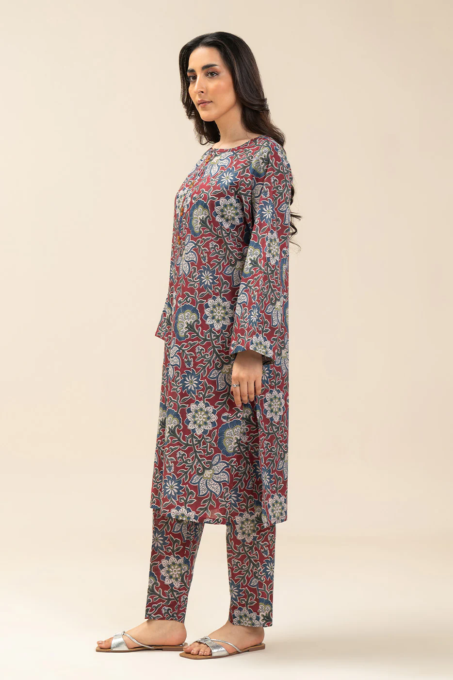 2 PIECE PRINTED LAWN SUIT (PRET) - Image 3